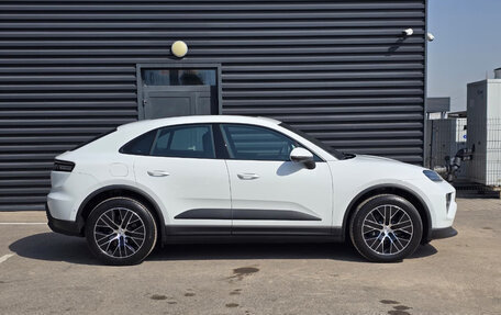 Porsche Macan, 2025 год, 13 390 000 рублей, 27 фотография