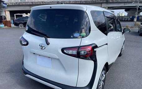 Toyota Sienta II, 2021 год, 1 126 000 рублей, 4 фотография