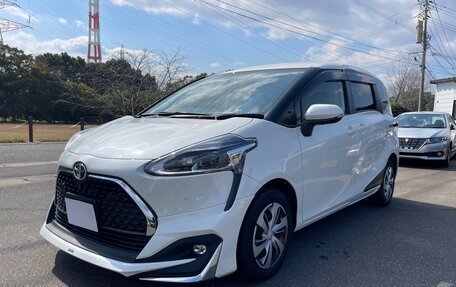 Toyota Sienta II, 2021 год, 1 126 000 рублей, 1 фотография