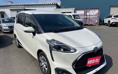 Toyota Sienta II, 2021 год, 1 126 000 рублей, 3 фотография
