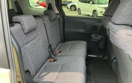 Toyota Sienta, 2022 год, 1 498 000 рублей, 16 фотография