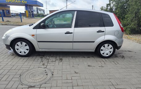 Ford Fiesta, 2004 год, 375 000 рублей, 6 фотография