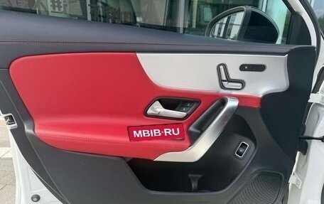 Mercedes-Benz A-Класс AMG, 2022 год, 3 153 555 рублей, 9 фотография