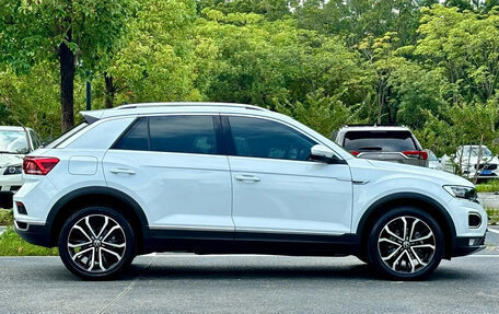 Volkswagen T-Roc I, 2022 год, 2 150 000 рублей, 6 фотография