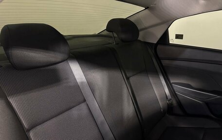 Hyundai Solaris II рестайлинг, 2017 год, 1 300 000 рублей, 15 фотография