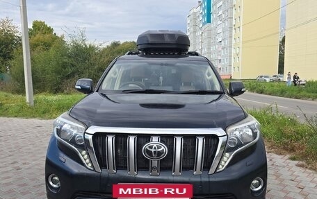 Toyota Land Cruiser Prado 150 рестайлинг 2, 2015 год, 3 180 000 рублей, 5 фотография