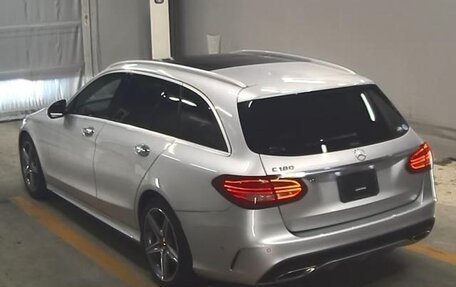 Mercedes-Benz C-Класс, 2018 год, 1 790 000 рублей, 5 фотография