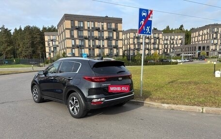 KIA Sportage IV рестайлинг, 2020 год, 2 900 000 рублей, 2 фотография