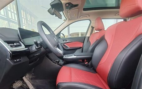 BMW X1, 2024 год, 3 500 000 рублей, 14 фотография
