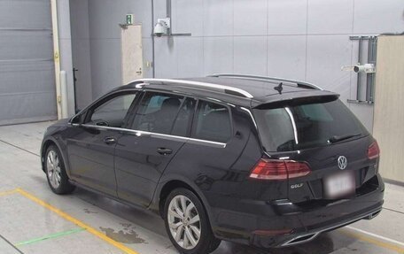 Volkswagen Golf VII, 2018 год, 1 430 000 рублей, 4 фотография