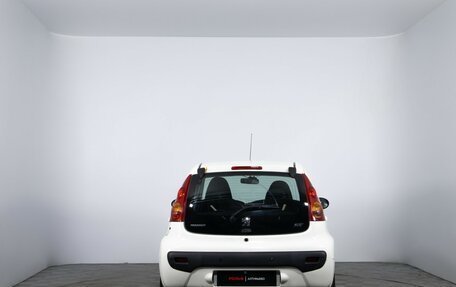 Peugeot 107 I рестайлинг, 2010 год, 370 000 рублей, 6 фотография