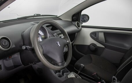 Peugeot 107 I рестайлинг, 2010 год, 370 000 рублей, 10 фотография