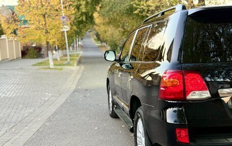 Toyota Land Cruiser 200, 2013 год, 3 300 000 рублей, 18 фотография