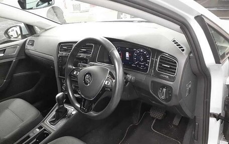 Volkswagen Golf VII, 2018 год, 1 135 000 рублей, 5 фотография