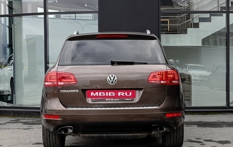 Volkswagen Touareg III, 2012 год, 2 470 000 рублей, 5 фотография