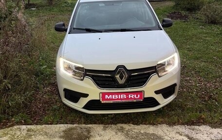 Renault Logan II, 2019 год, 950 000 рублей, 1 фотография