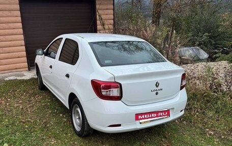 Renault Logan II, 2019 год, 950 000 рублей, 2 фотография