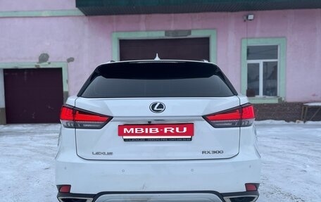 Lexus RX IV рестайлинг, 2021 год, 4 850 000 рублей, 5 фотография