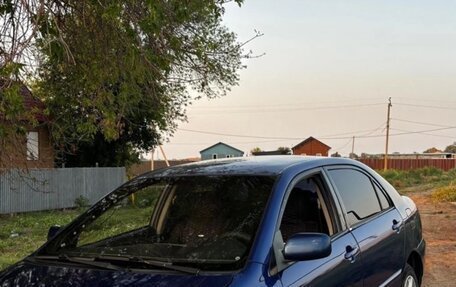 Toyota Corolla, 2004 год, 310 000 рублей, 4 фотография