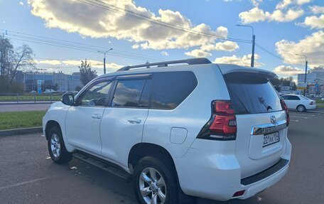 Toyota Land Cruiser Prado 150 рестайлинг 2, 2011 год, 2 900 000 рублей, 2 фотография