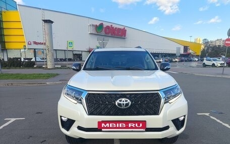 Toyota Land Cruiser Prado 150 рестайлинг 2, 2011 год, 2 900 000 рублей, 6 фотография