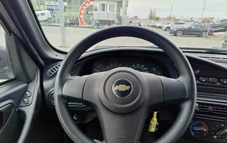 Chevrolet Niva I рестайлинг, 2015 год, 945 000 рублей, 16 фотография