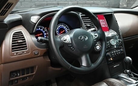 Infiniti FX II, 2008 год, 1 560 000 рублей, 15 фотография