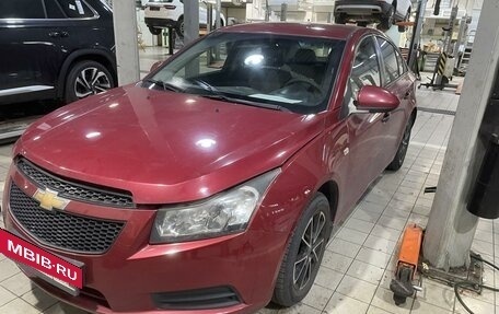 Chevrolet Cruze II, 2011 год, 669 000 рублей, 2 фотография
