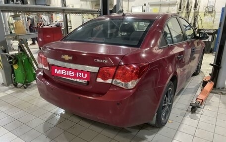 Chevrolet Cruze II, 2011 год, 669 000 рублей, 3 фотография