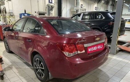 Chevrolet Cruze II, 2011 год, 669 000 рублей, 4 фотография