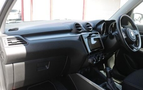 Suzuki Swift V, 2017 год, 750 000 рублей, 18 фотография