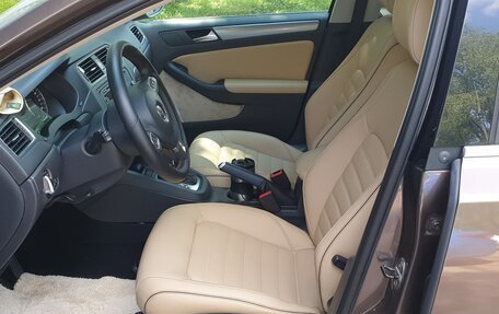 Volkswagen Jetta VI, 2013 год, 1 200 000 рублей, 7 фотография