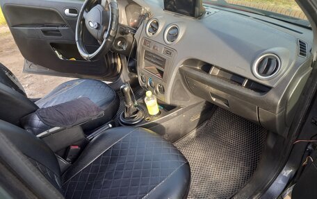 Ford Fusion I, 2007 год, 300 000 рублей, 17 фотография