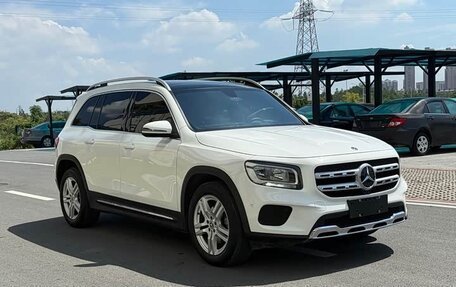 Mercedes-Benz GLB, 2021 год, 2 050 000 рублей, 3 фотография