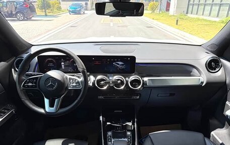 Mercedes-Benz GLB, 2021 год, 2 050 000 рублей, 8 фотография
