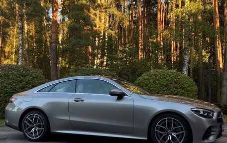 Mercedes-Benz E-Класс, 2020 год, 4 950 000 рублей, 5 фотография