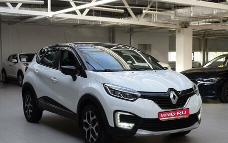 Renault Kaptur I рестайлинг, 2019 год, 1 590 000 рублей, 1 фотография