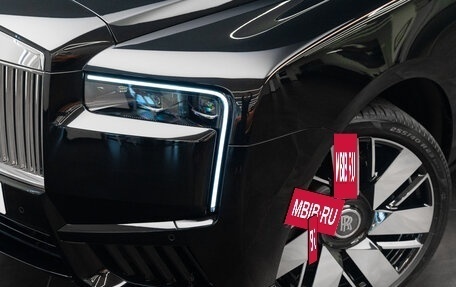 Rolls-Royce Cullinan, 2024 год, 70 000 000 рублей, 10 фотография
