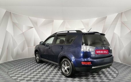 Mitsubishi Outlander III рестайлинг 3, 2011 год, 865 650 рублей, 4 фотография