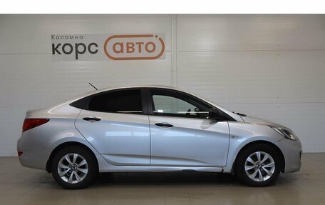 Hyundai Solaris II рестайлинг, 2011 год, 699 000 рублей, 4 фотография
