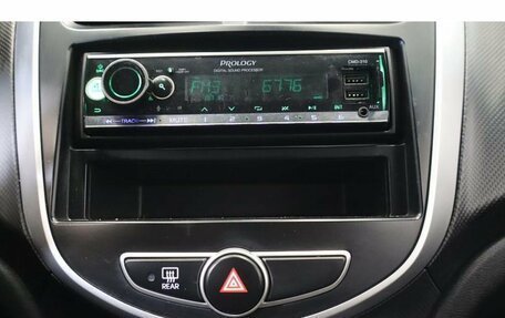 Hyundai Solaris II рестайлинг, 2011 год, 699 000 рублей, 11 фотография