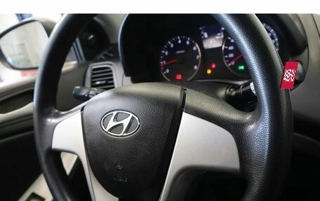 Hyundai Solaris II рестайлинг, 2011 год, 699 000 рублей, 8 фотография