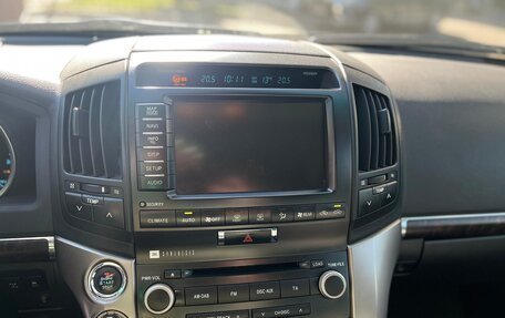 Toyota Land Cruiser 200, 2011 год, 3 000 000 рублей, 6 фотография