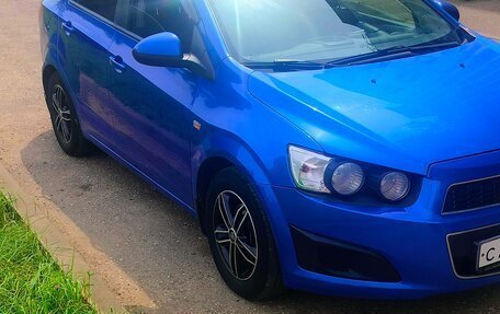 Chevrolet Aveo III, 2013 год, 600 000 рублей, 3 фотография