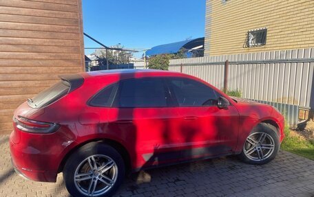 Porsche Macan I рестайлинг, 2021 год, 5 000 000 рублей, 2 фотография