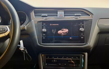 Volkswagen Tiguan II, 2021 год, 2 980 000 рублей, 13 фотография