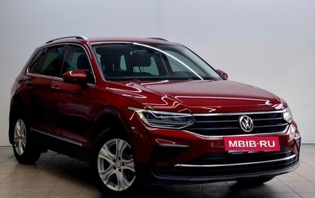 Volkswagen Tiguan II, 2021 год, 2 980 000 рублей, 5 фотография