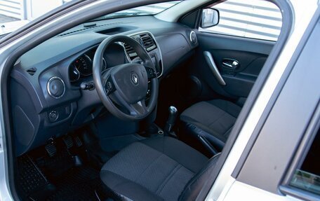 Renault Logan II, 2014 год, 725 000 рублей, 13 фотография