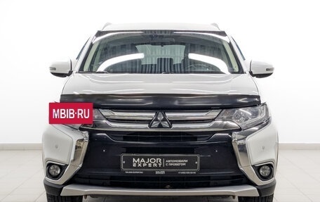 Mitsubishi Outlander III рестайлинг 3, 2017 год, 1 830 000 рублей, 2 фотография