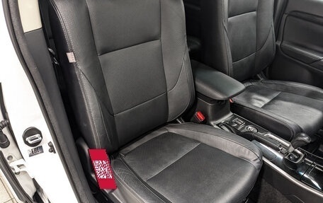 Mitsubishi Outlander III рестайлинг 3, 2017 год, 1 830 000 рублей, 22 фотография